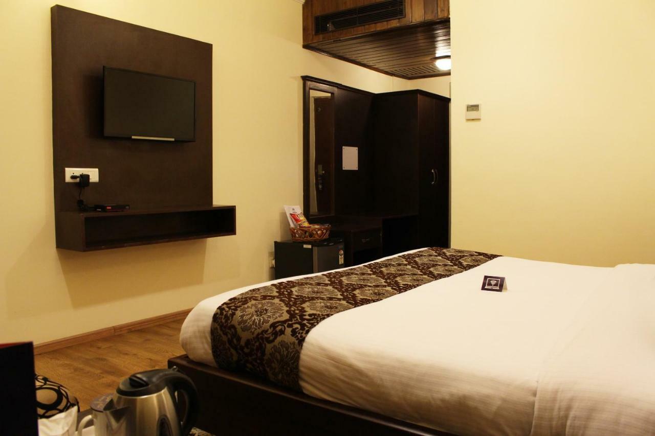 Palette - Solar Residency Hotel Srīnagar Zewnętrze zdjęcie